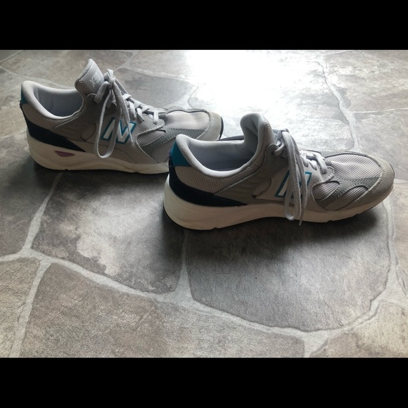 Grey New Balance kids shoes - Picture 2 of 5